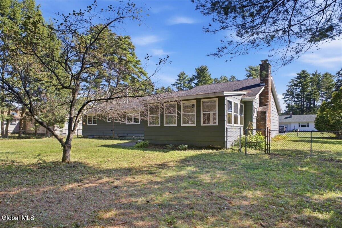 14 Crownwood Lane Queensbury NY 12804