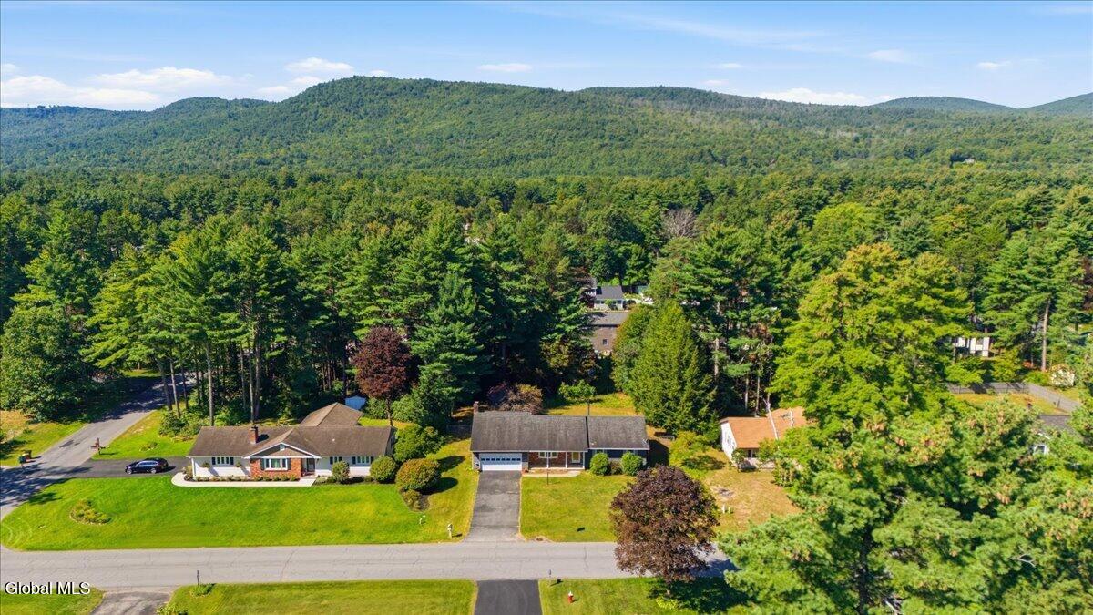 14 Crownwood Lane Queensbury NY 12804