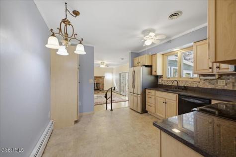 14 Crownwood Lane Queensbury NY 12804