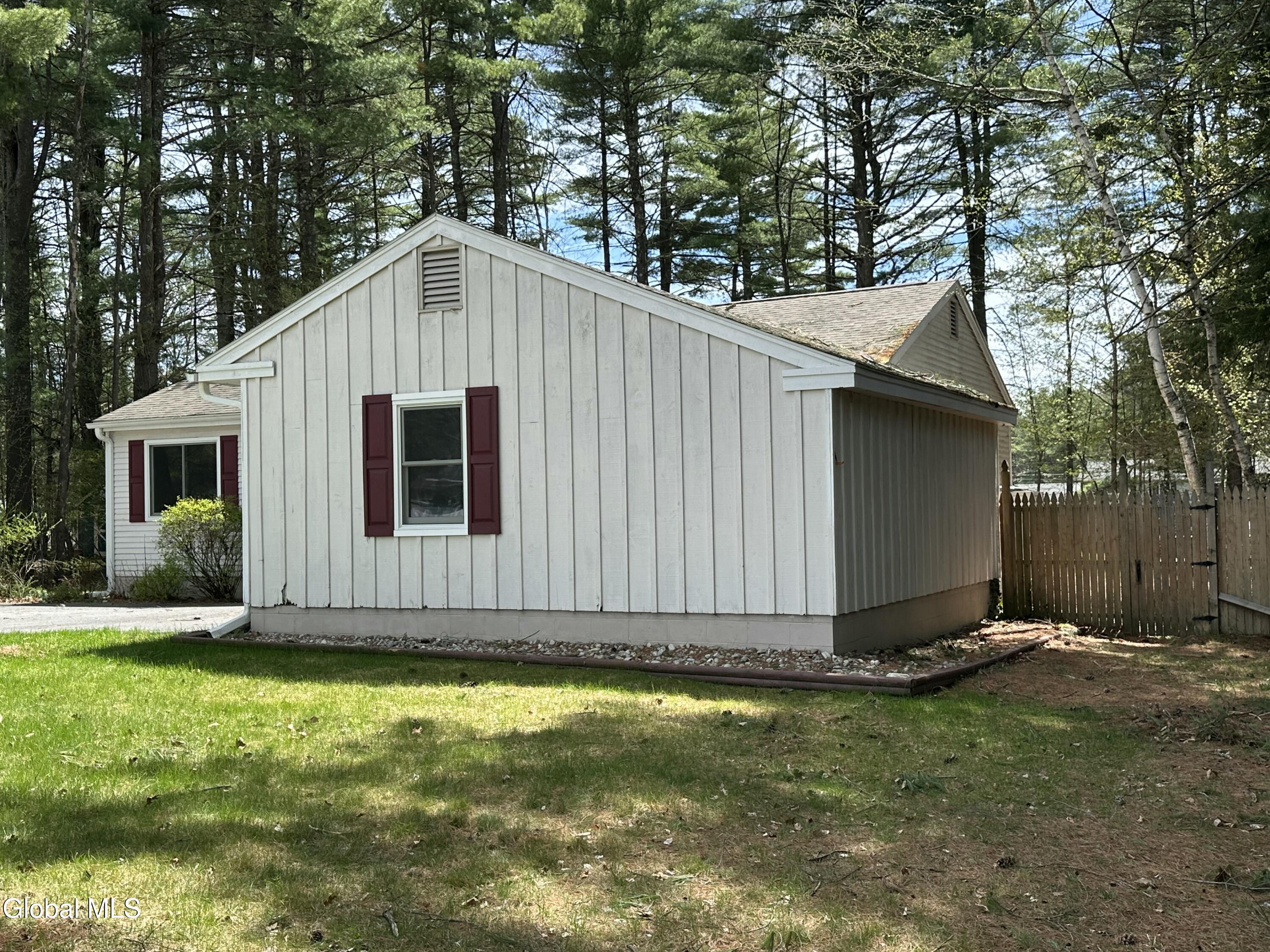 16 John Street Queensbury NY 12804