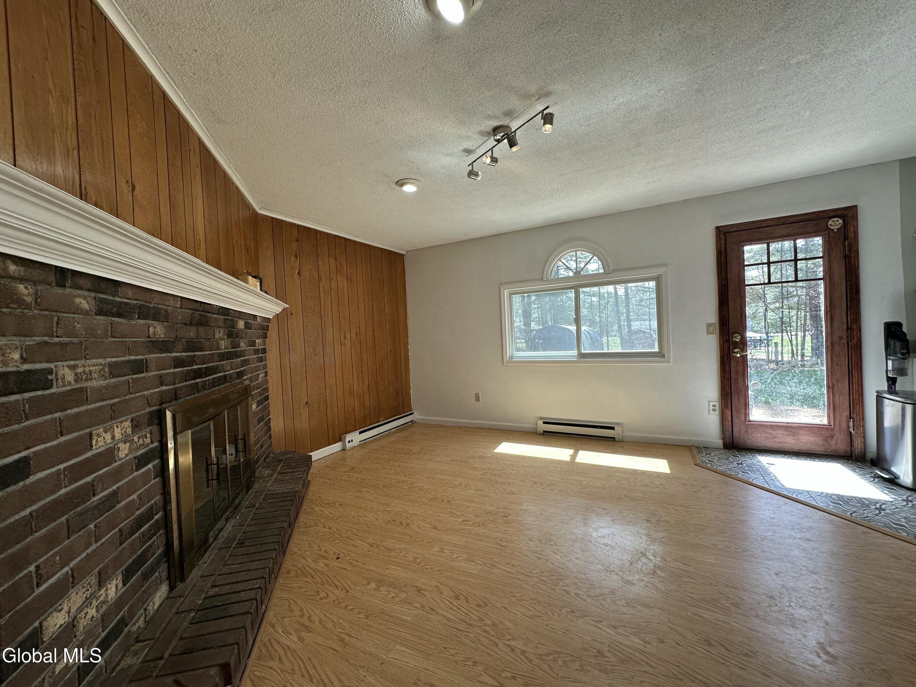 16 John Street Queensbury NY 12804