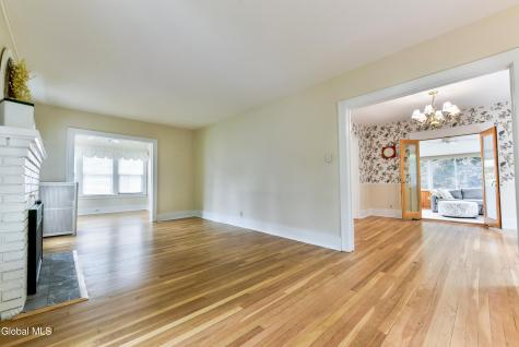 2055 Nott Street Schenectady NY 12309