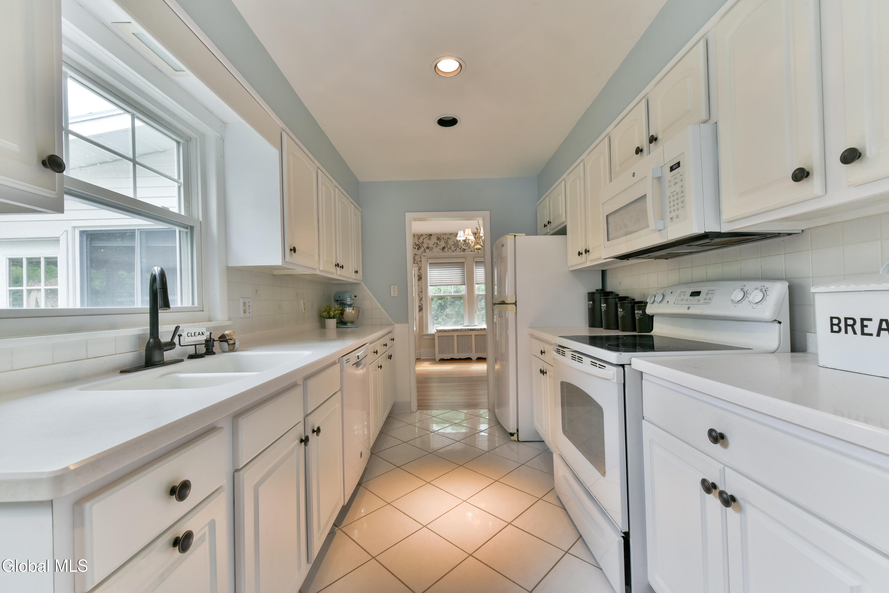 2055 Nott Street Schenectady NY 12309