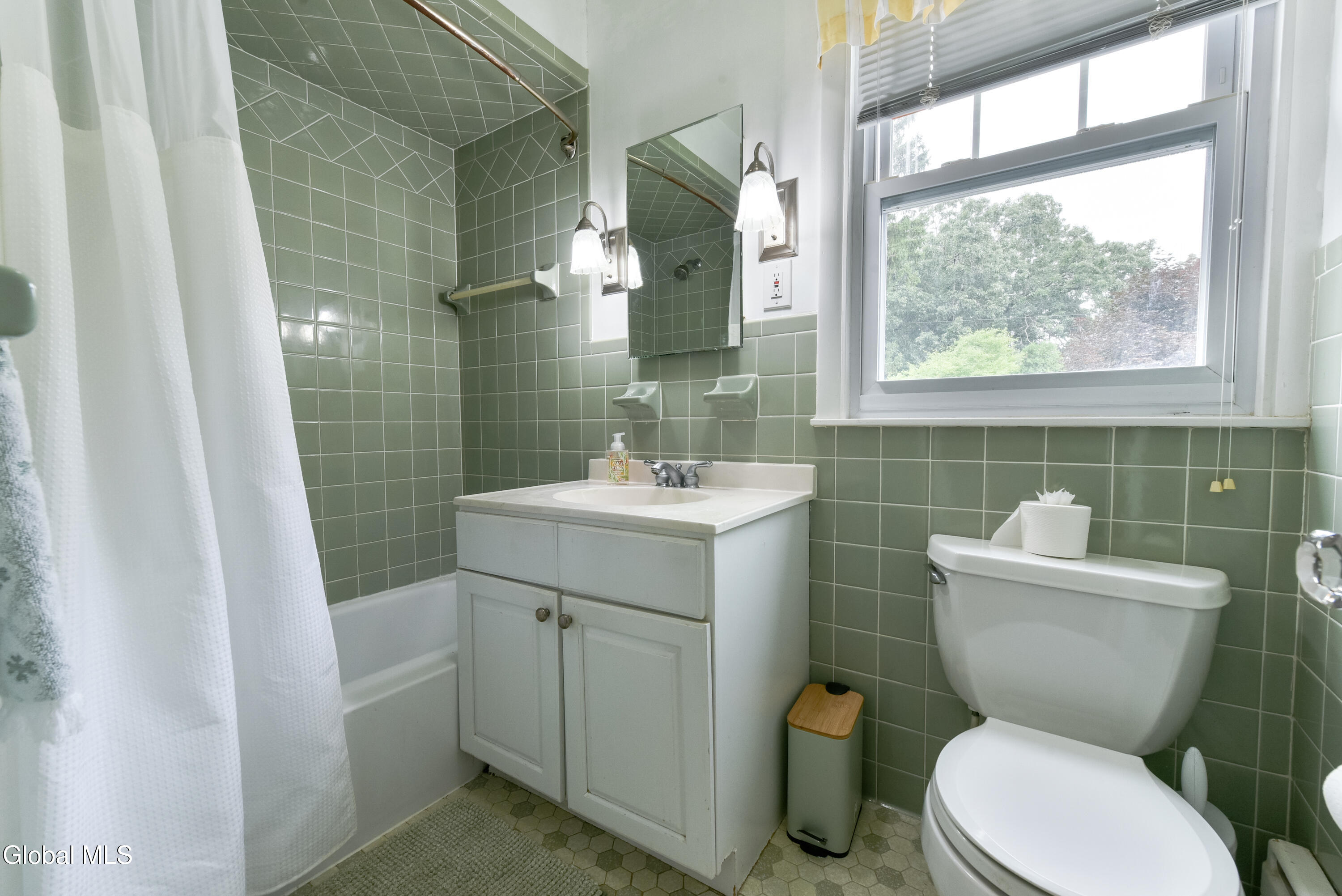 2055 Nott Street Schenectady NY 12309