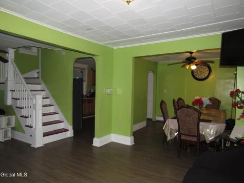 287 Broadway Menands NY 12204