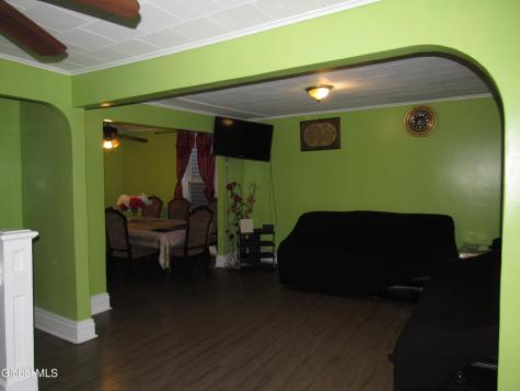 287 Broadway Menands NY 12204