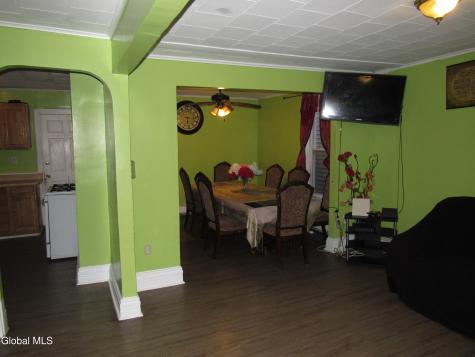 287 Broadway Menands NY 12204