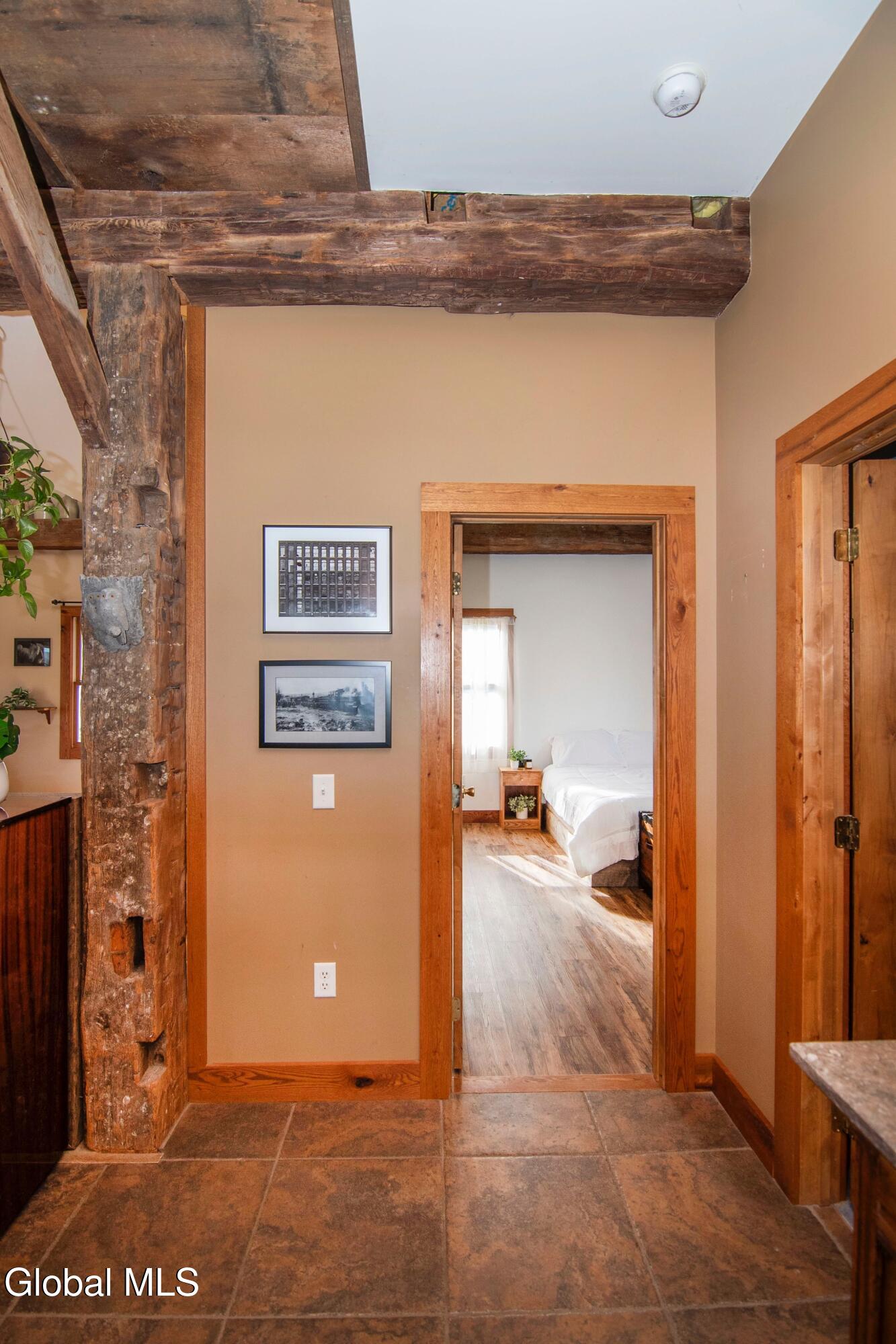 68 Red Gate Lane Shushan NY 12873