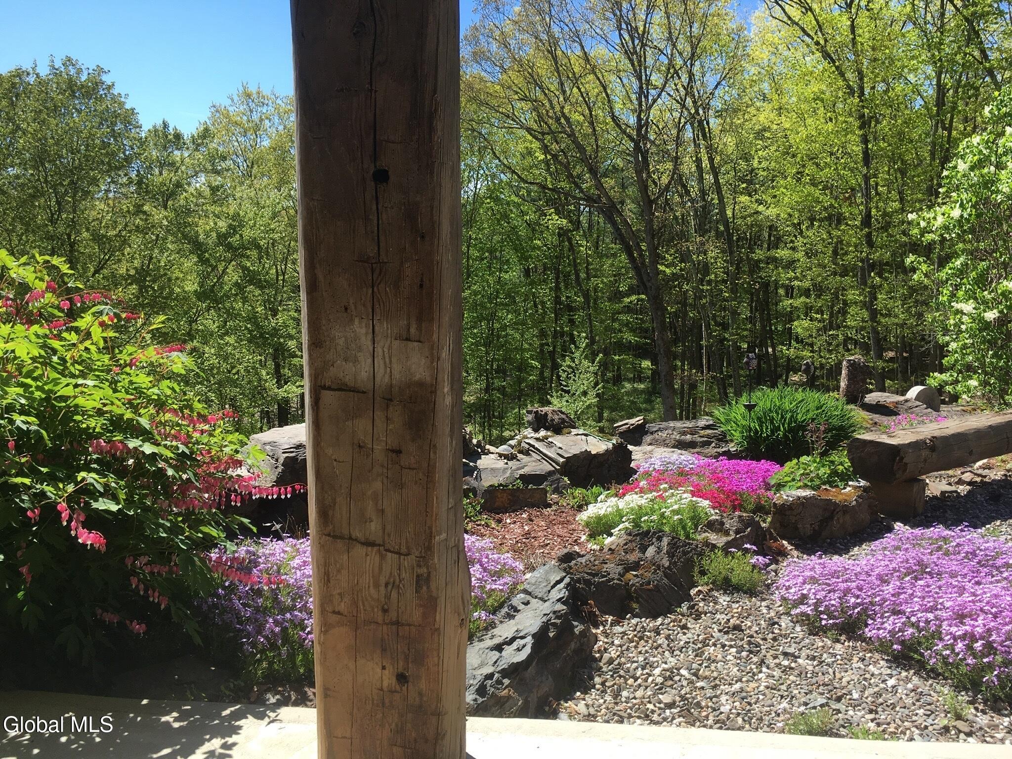68 Red Gate Lane Shushan NY 12873