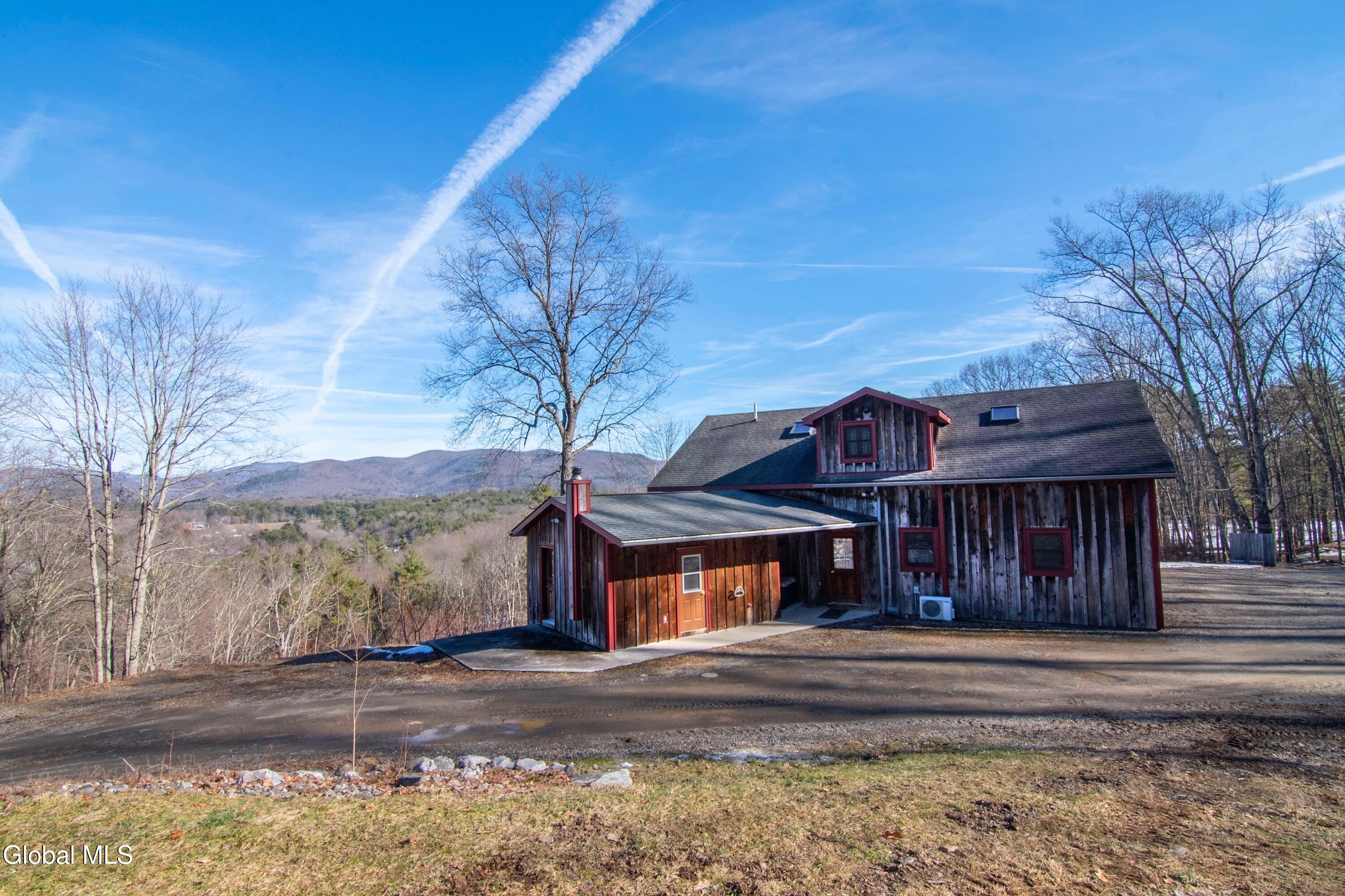 68 Red Gate Lane Shushan NY 12873