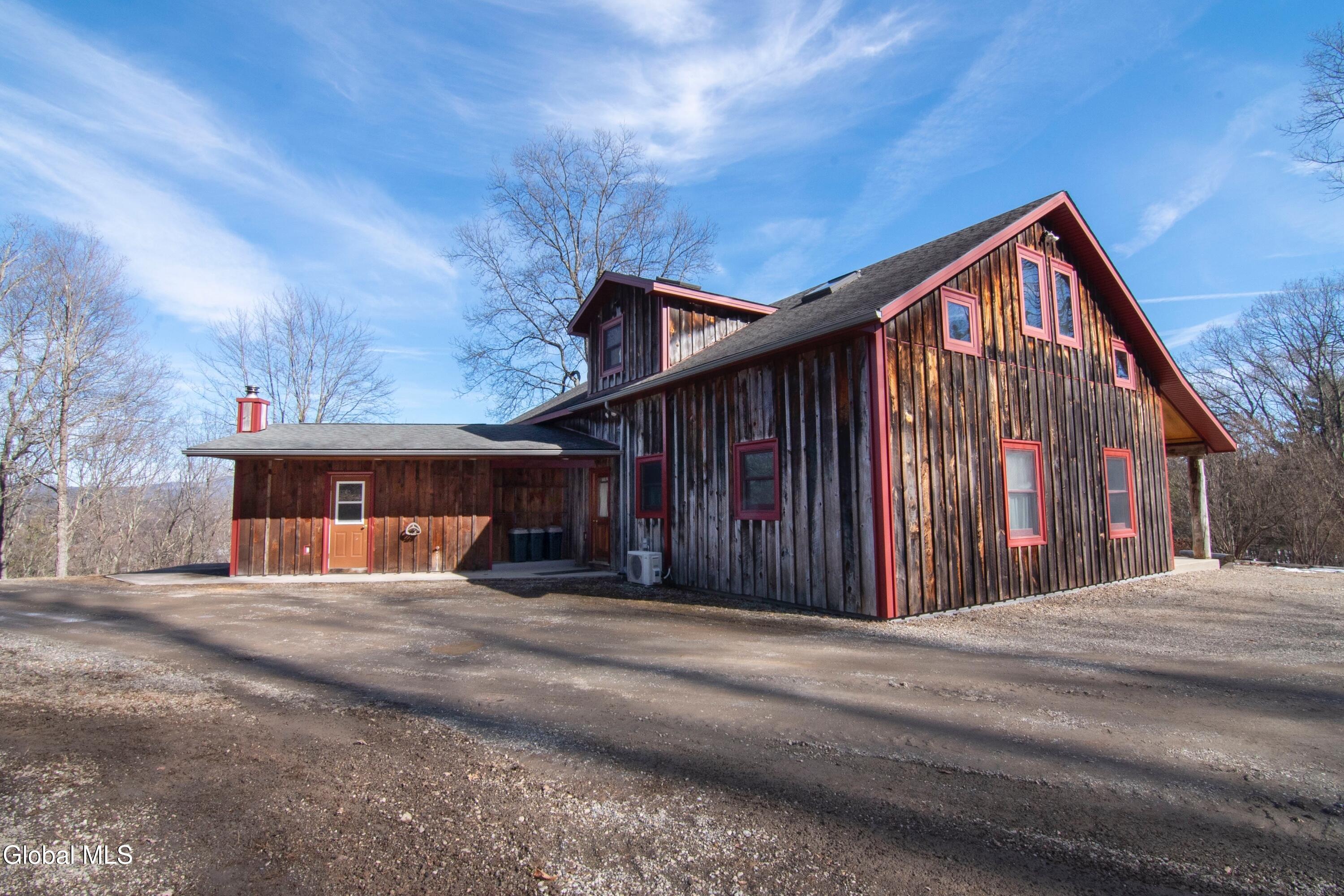 68 Red Gate Lane Shushan NY 12873