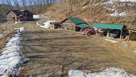 68 Red Gate Lane Shushan NY 12873