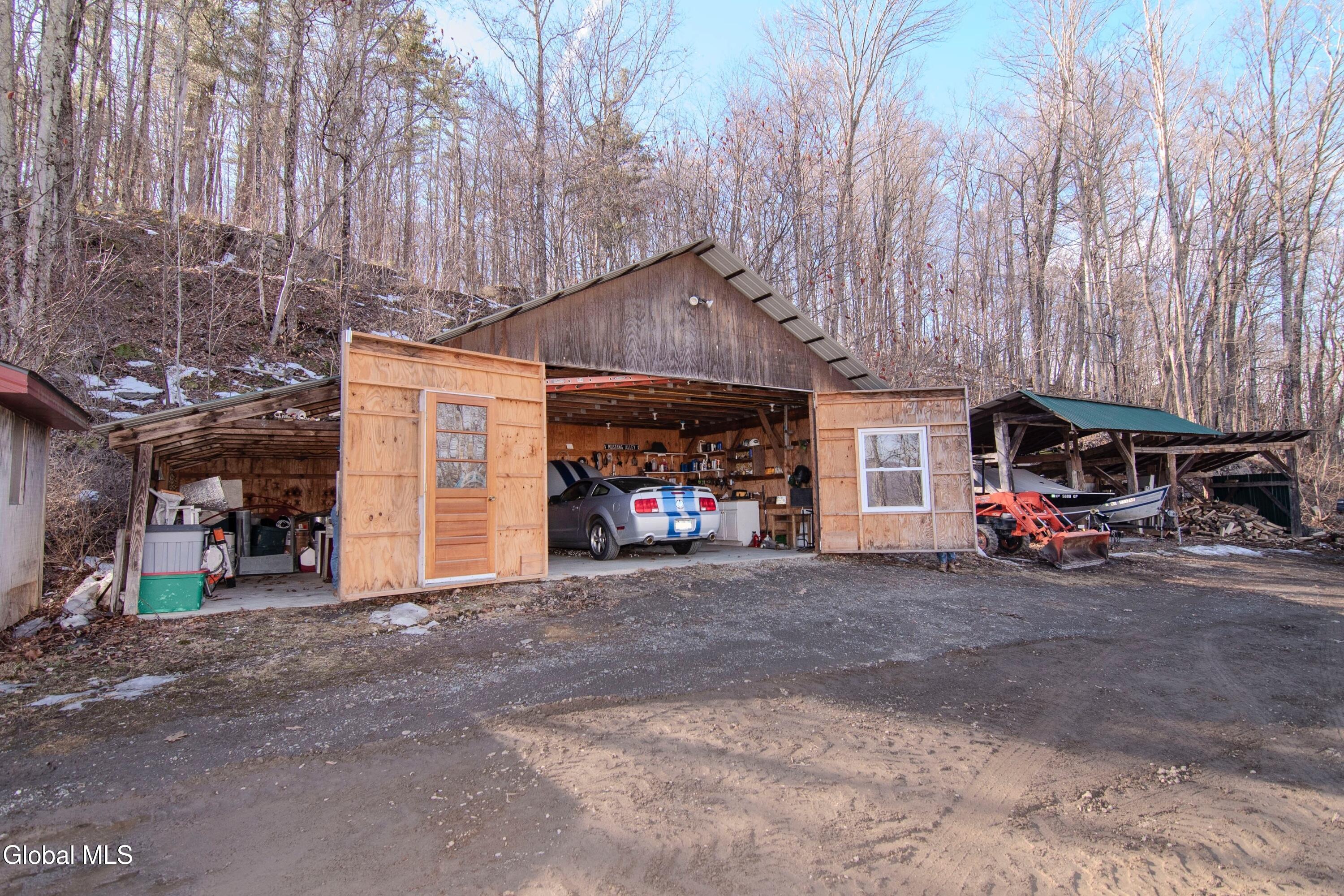 68 Red Gate Lane Shushan NY 12873