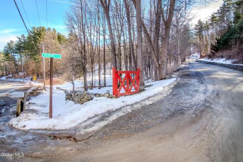 68 Red Gate Lane Shushan NY 12873