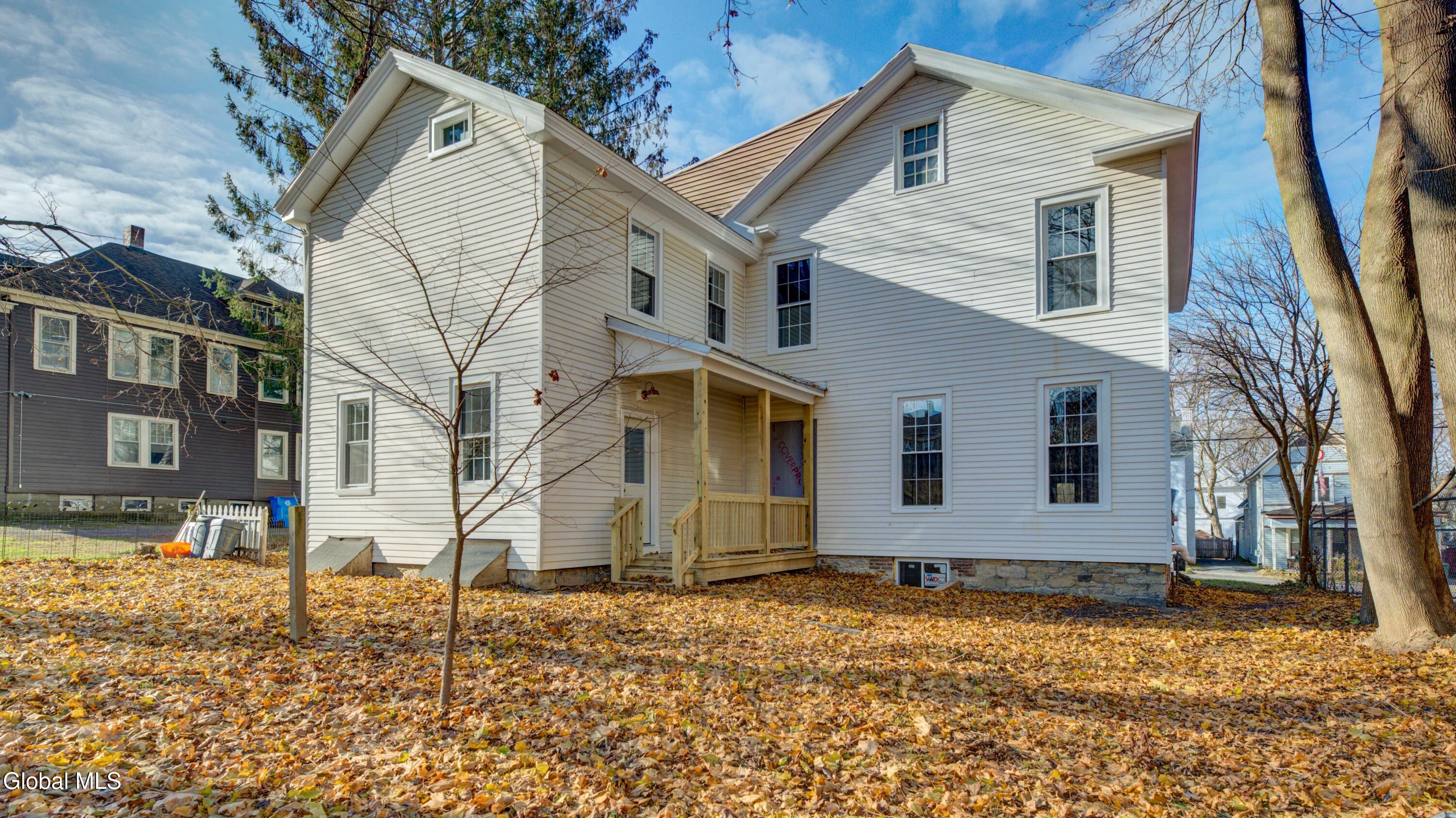 112 S Market Street Johnstown NY 12095