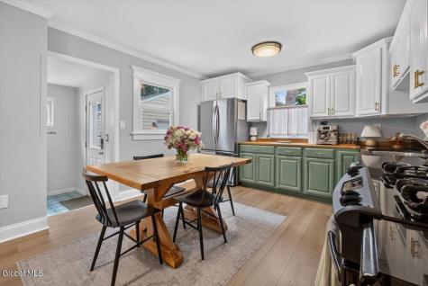 9 Cottonwood Place Albany NY 12205