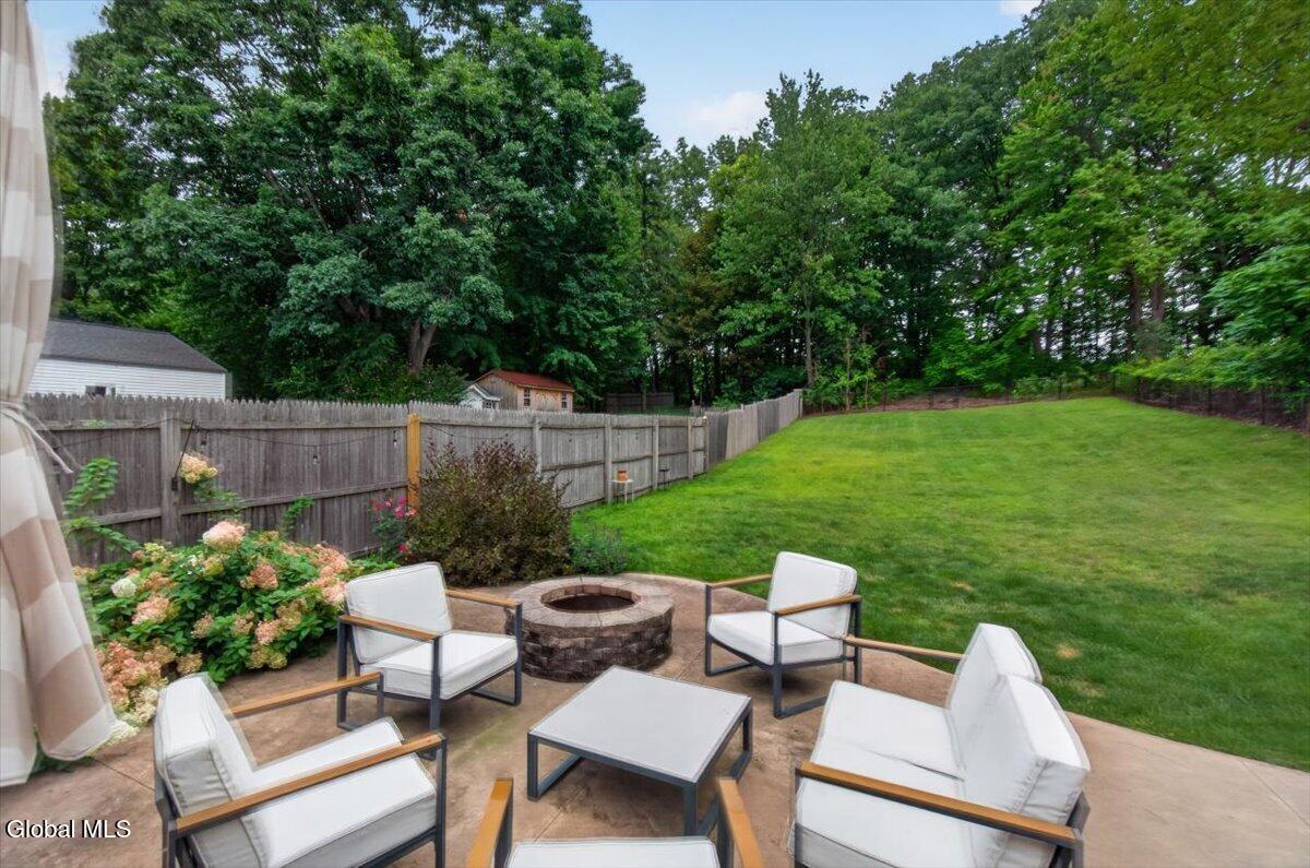 9 Cottonwood Place Albany NY 12205