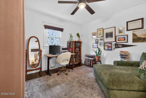 9 Cottonwood Place Albany NY 12205