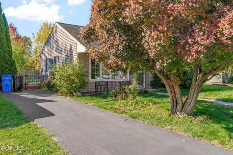 20 Arthur Drive Albany NY 12208
