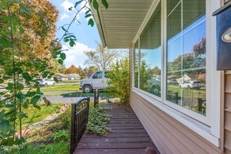 20 Arthur Drive Albany NY 12208