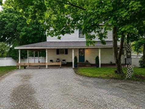 266 Poplar Avenue Valley Falls NY 12185
