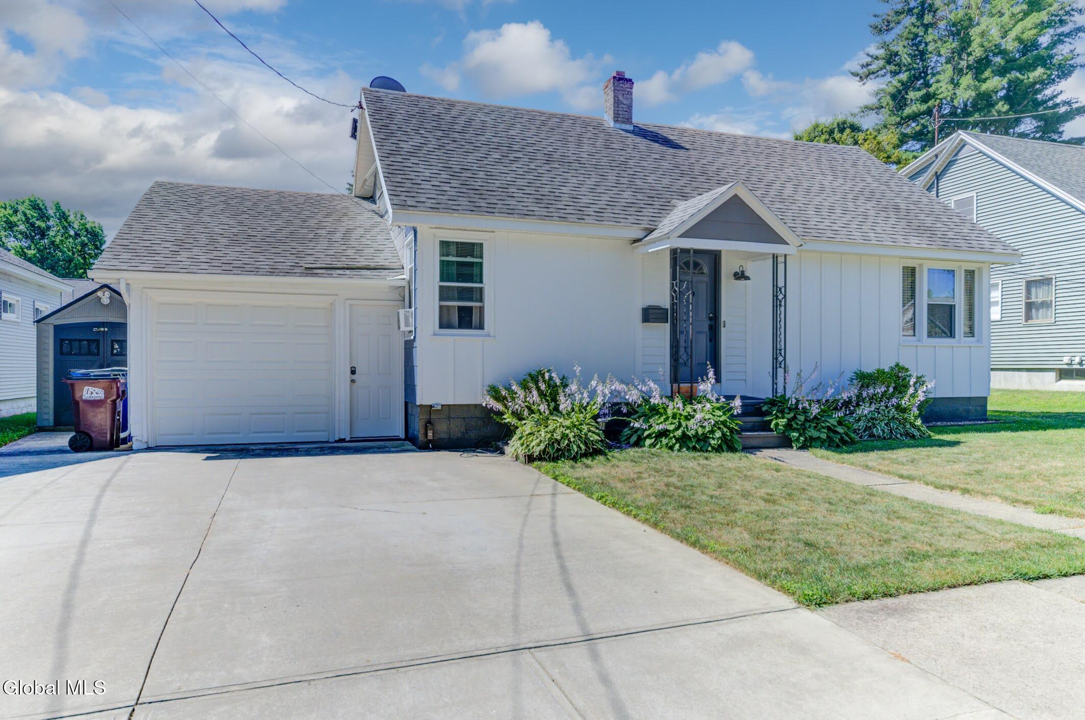 124 6th Avenue Gloversville NY 12078