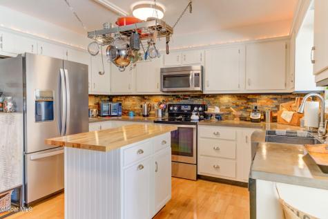 124 6th Avenue Gloversville NY 12078