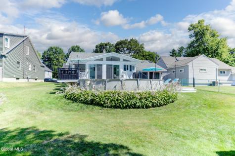 124 6th Avenue Gloversville NY 12078