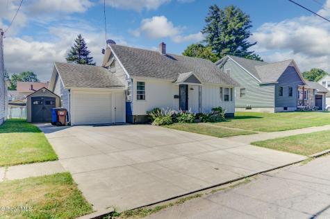 124 6th Avenue Gloversville NY 12078