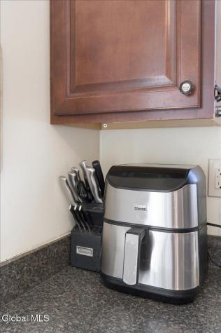 14 Stratton Place Delmar NY 12054
