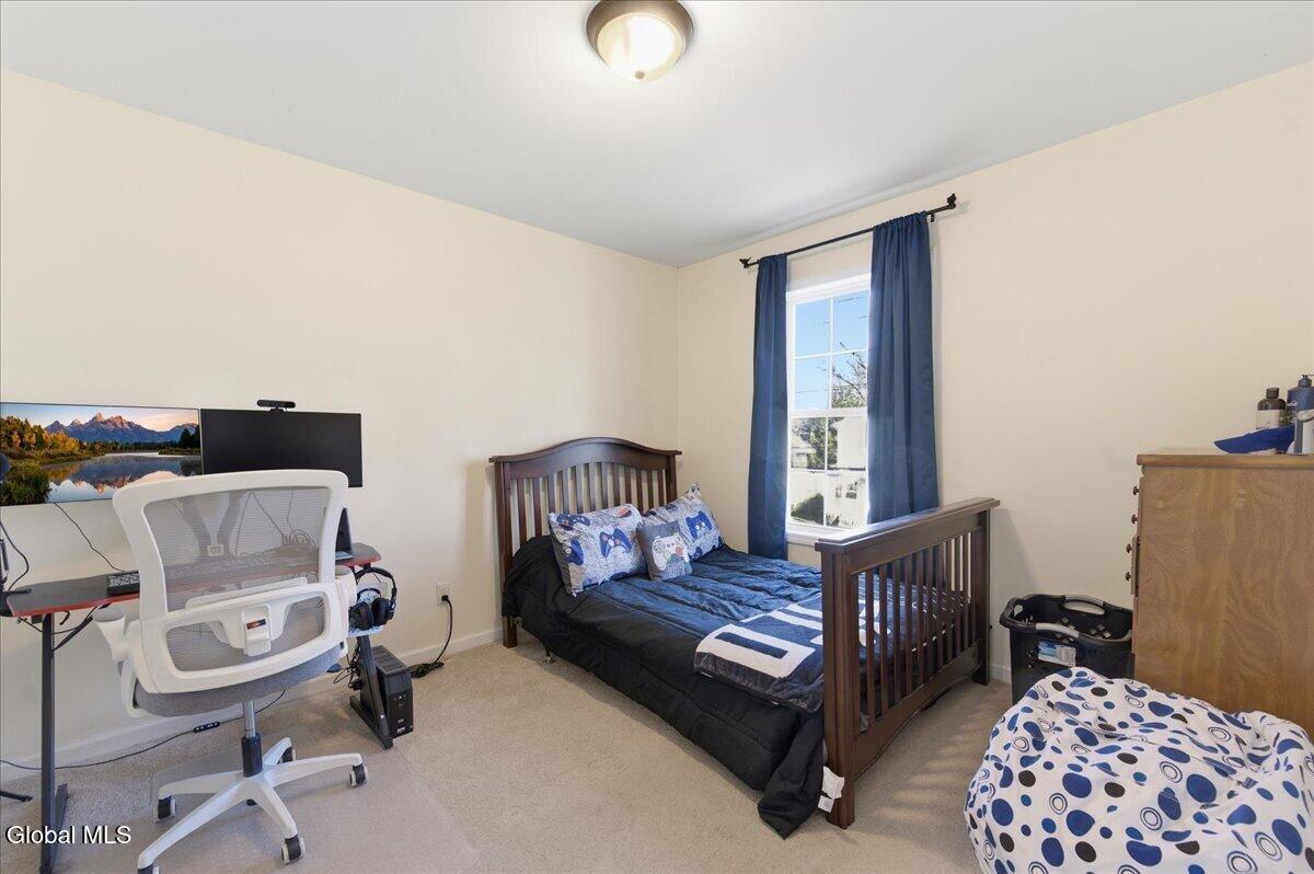14 Stratton Place Delmar NY 12054
