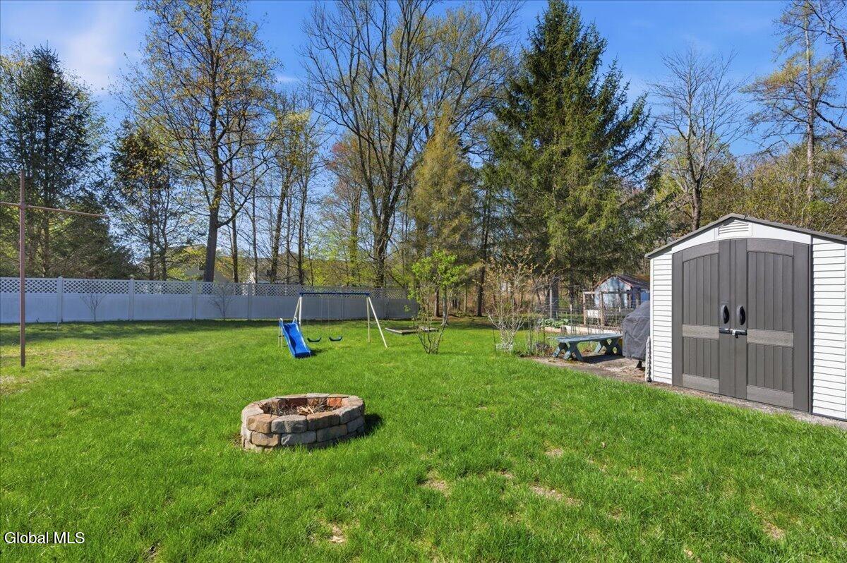 14 Stratton Place Delmar NY 12054