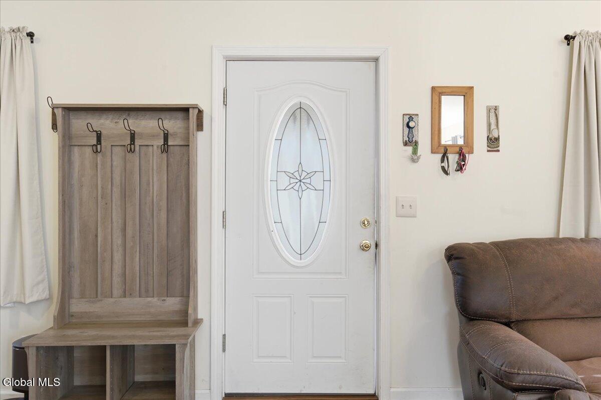 14 Stratton Place Delmar NY 12054