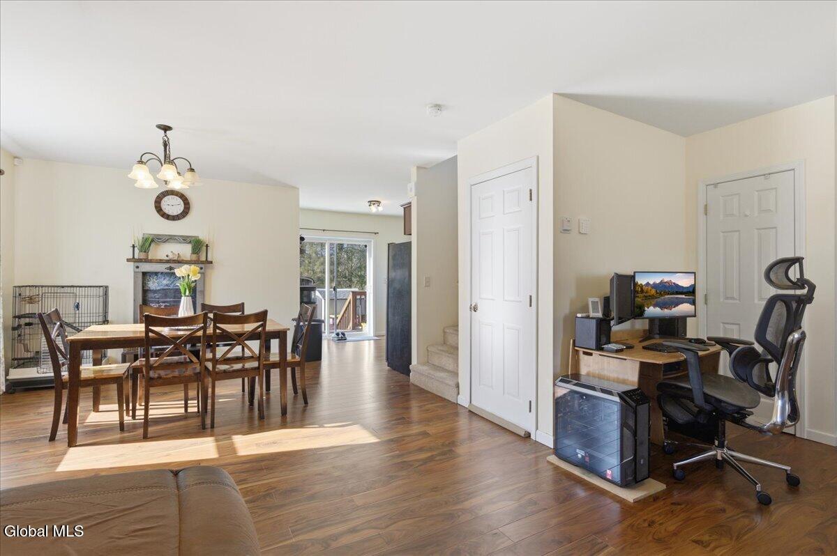 14 Stratton Place Delmar NY 12054