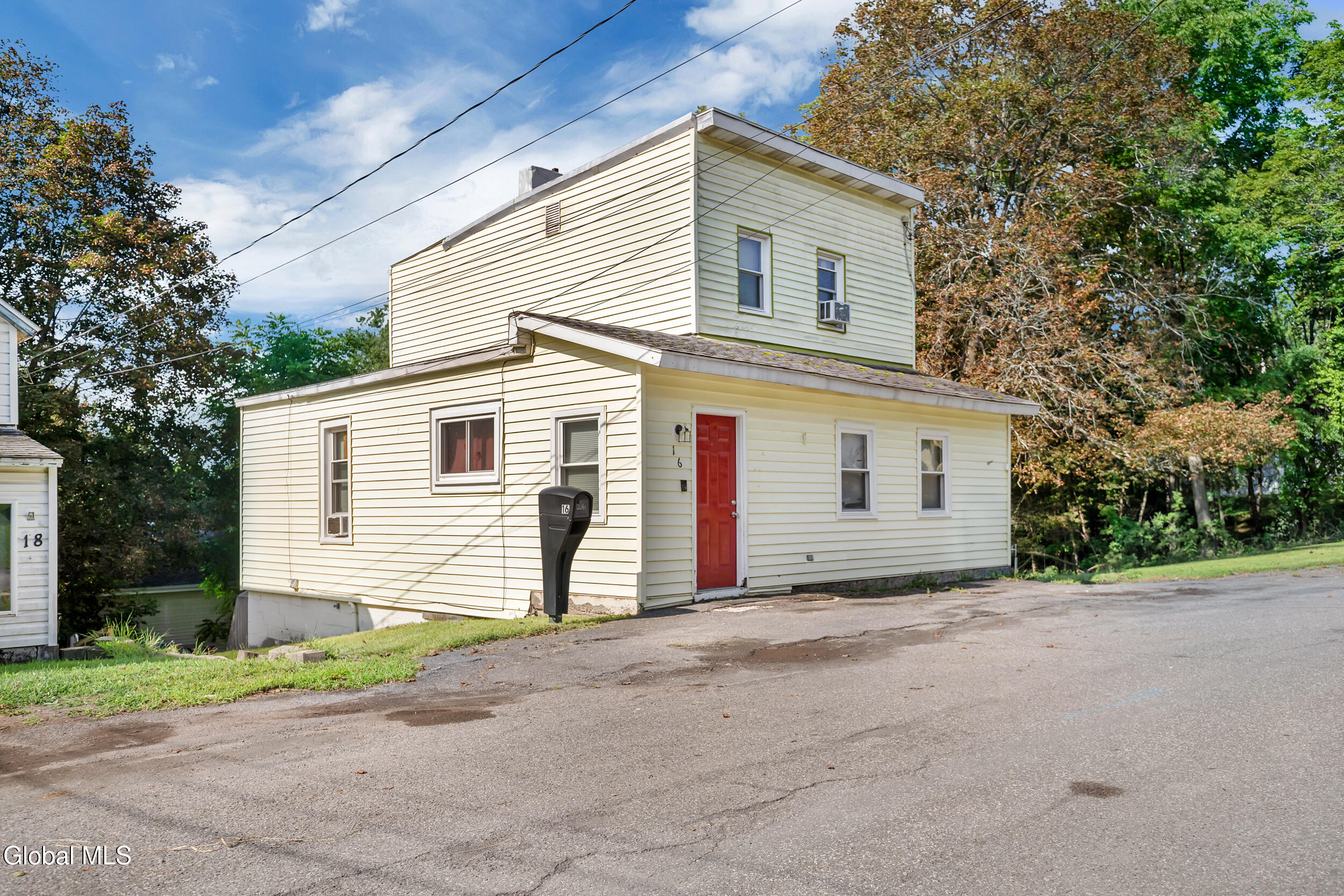 16 Billings Avenue Troy NY 12180