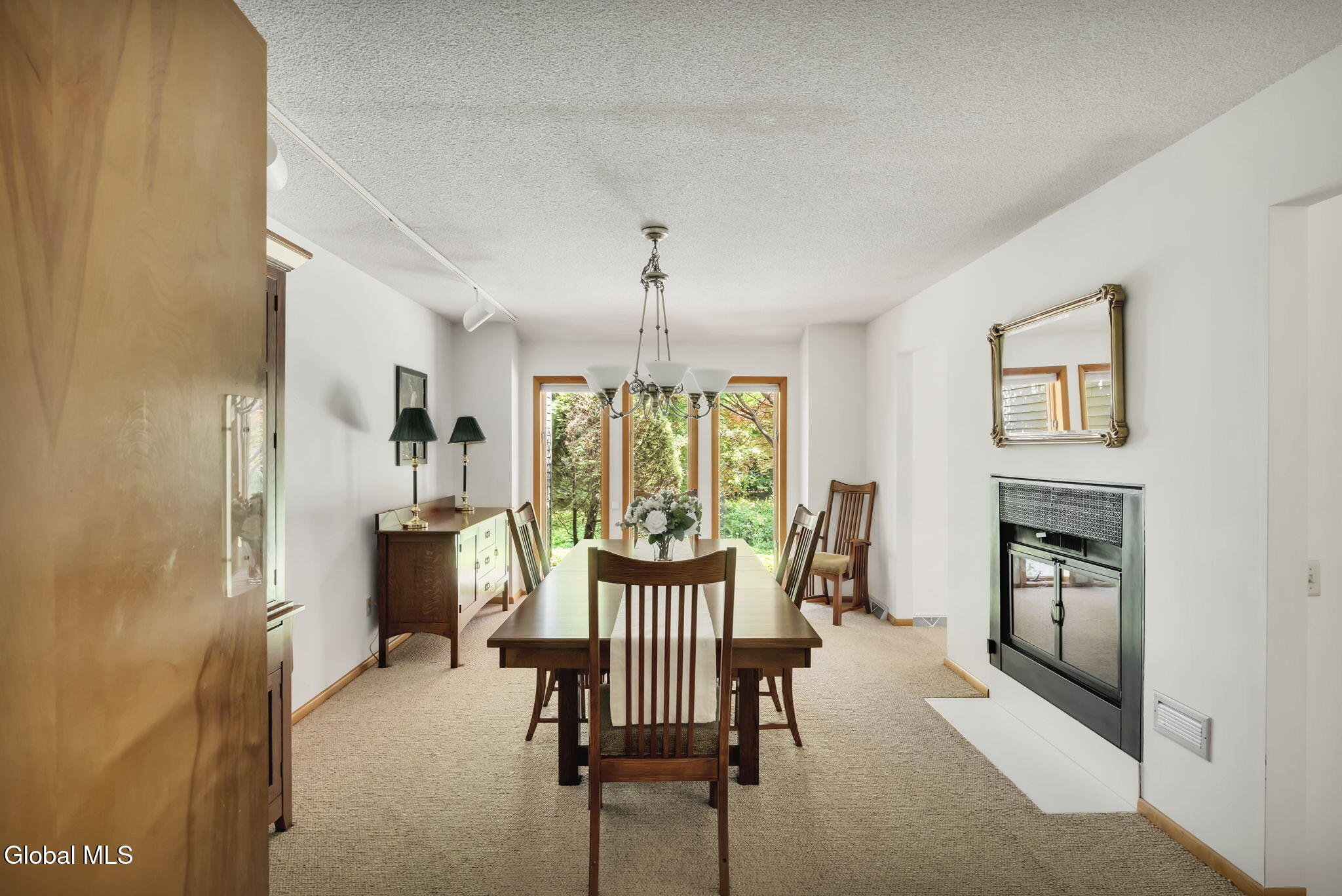 27 Robinwood Drive Clifton Park NY 12065