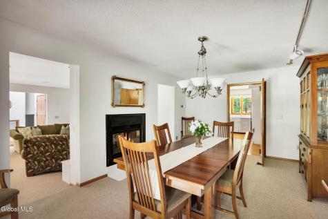27 Robinwood Drive Clifton Park NY 12065