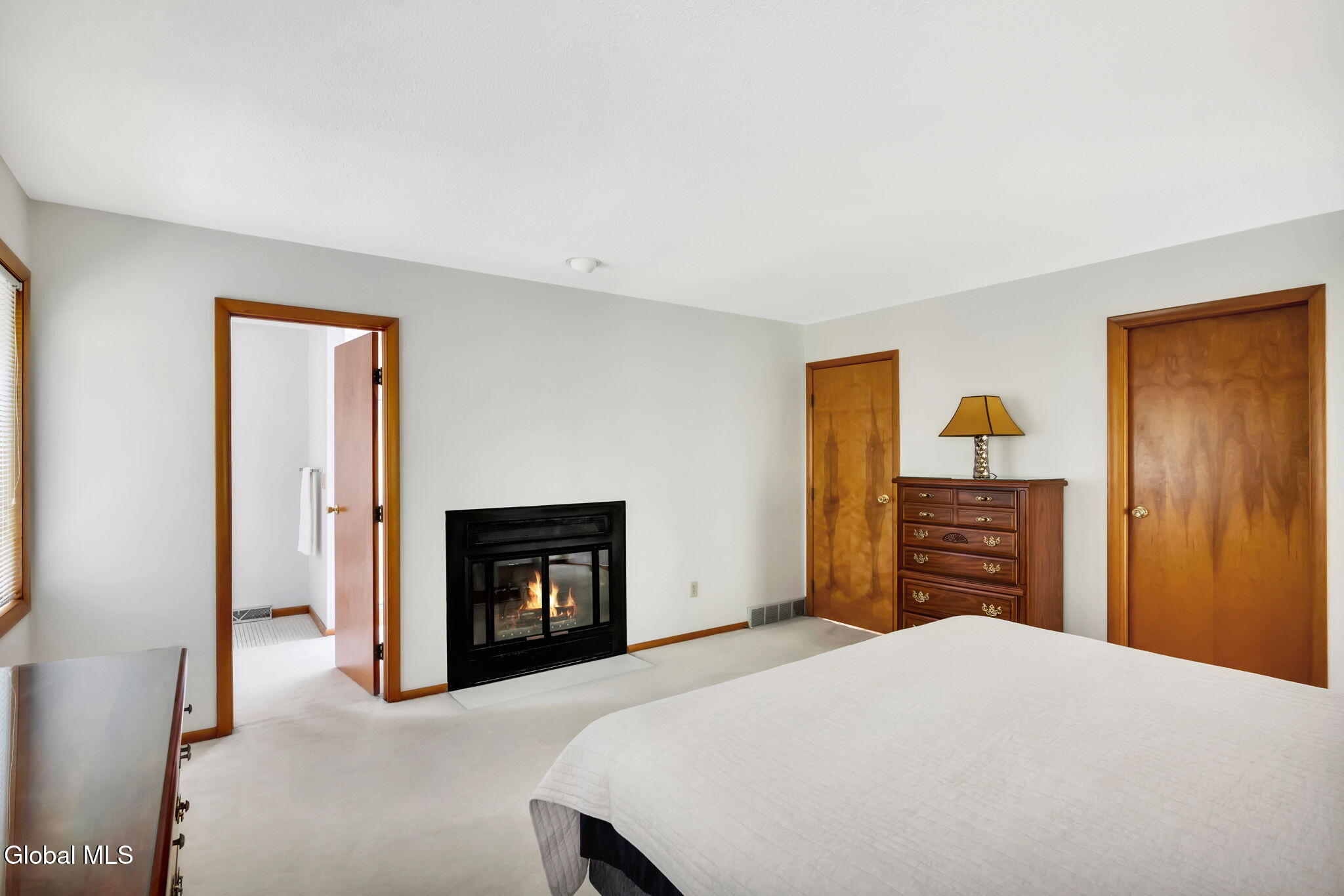 27 Robinwood Drive Clifton Park NY 12065