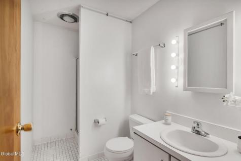 27 Robinwood Drive Clifton Park NY 12065
