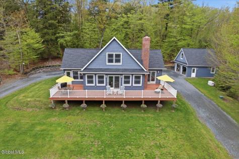 123 N Shore Road Petersburgh NY 12138