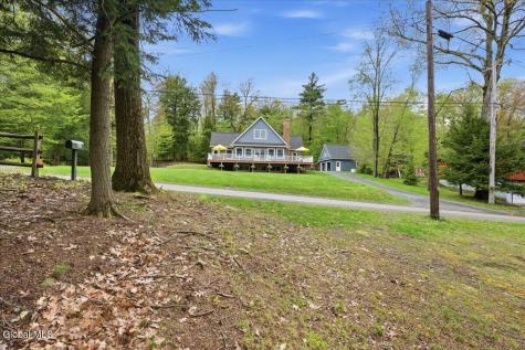 123 N Shore Road Petersburgh NY 12138