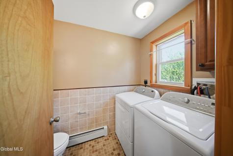 189 River Road Glenmont NY 12077