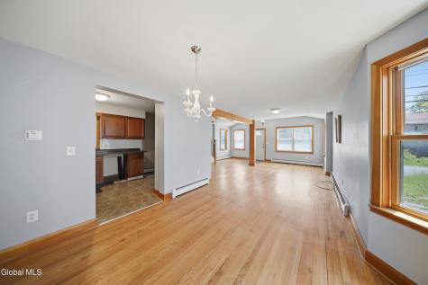 189 River Road Glenmont NY 12077