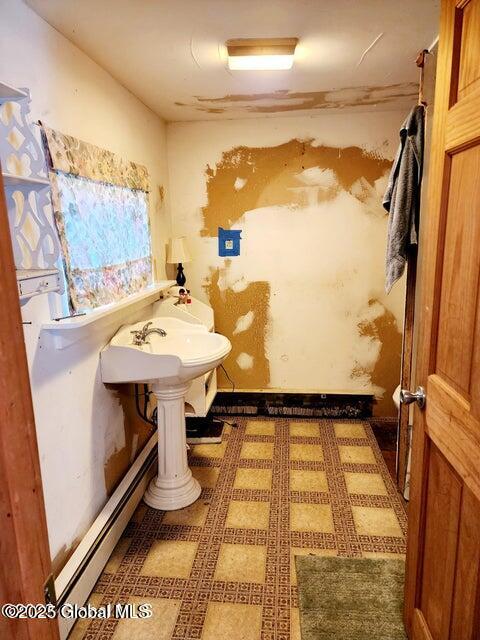 105 Vintonton Road Warnerville NY 12194