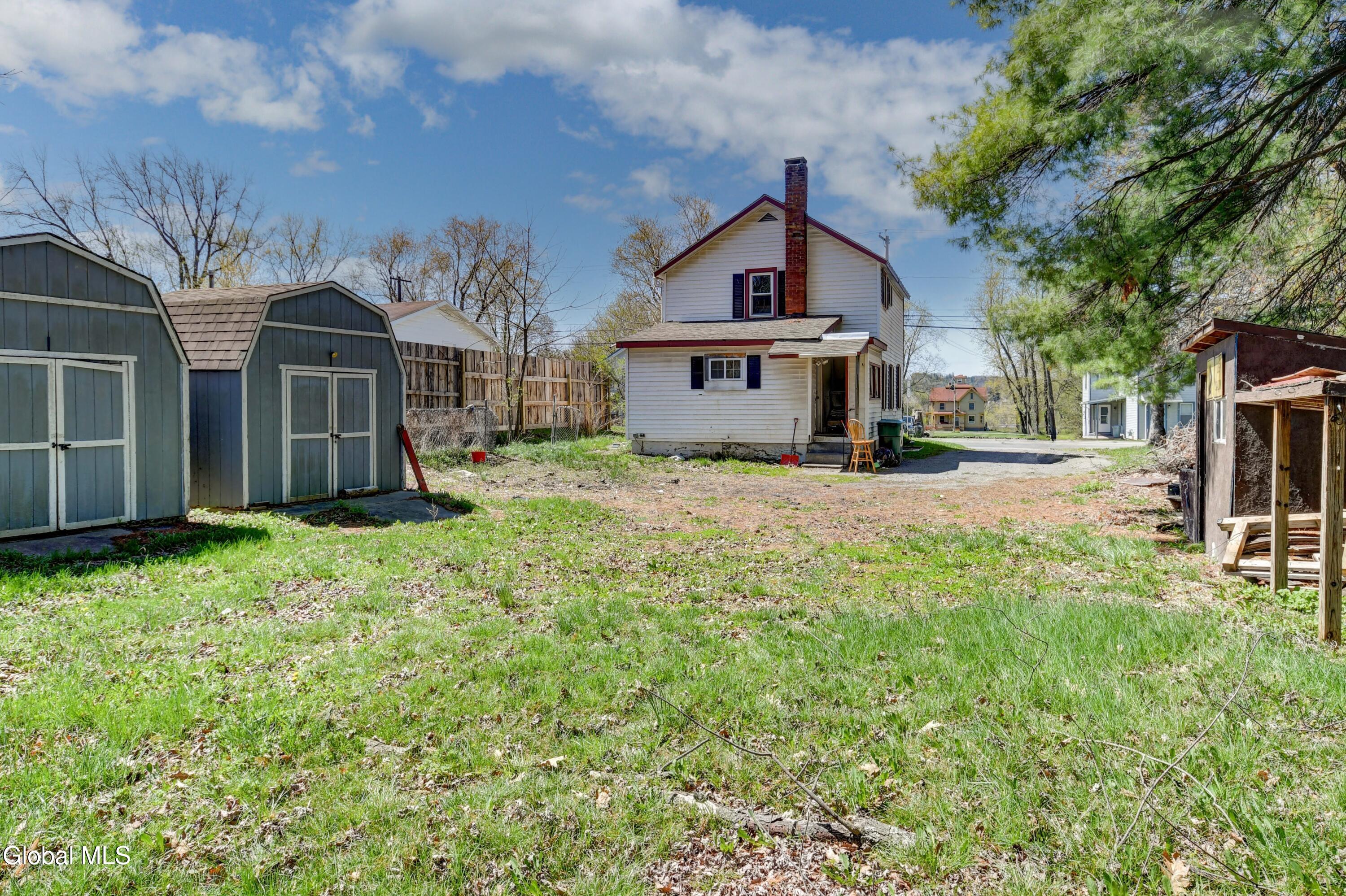 18 W Main Street Nelliston NY 13410