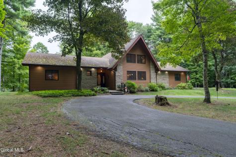 93 Brown Road Stillwater NY 12170