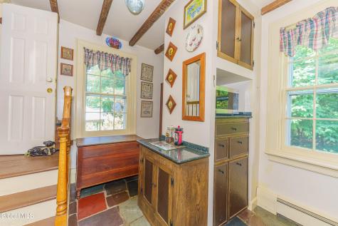 1110 River Road Schodack Landing NY 12156