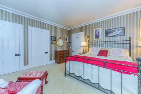 1110 River Road Schodack Landing NY 12156