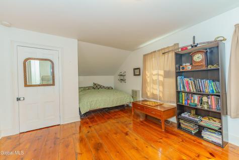 1110 River Road Schodack Landing NY 12156