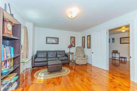 1110 River Road Schodack Landing NY 12156